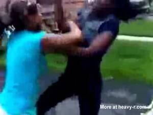 fighting upskirt - Black girls violent fight