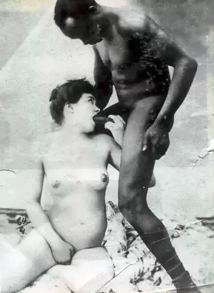 and white vintage nudistsblack - Vintage Black & White Pics: Free Classic Nudes â€” Vintage Cuties