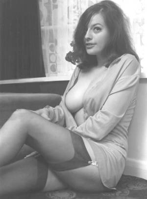 40s 50s Girl Porn - Adult Porn Hub - Beautiful Busty Girls in Nylons and Underwear on Vintage  Photos of Fantastic Series of Retro F