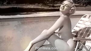 famous retro nude - Famous Actress Marilyn Monroe Vintage Nudes Compilation Video - XNXX.COM