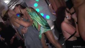 hardcore lesbian sex party - Party Hardcore - Bach Part Cut up - Lesbian Porn Videos