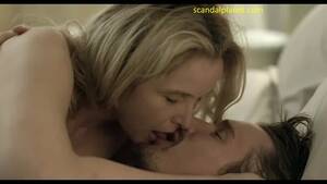 Judy Delpy Porn - Julie Delpy Showing Tits And Kissing In Before Midnight Porn Video