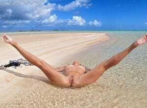 erotic nude pussy on beach - Leg Open At Beach Porn Pics & Naked Photos - SexyGirlsPics.com