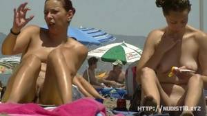 love making nudist beach - A voracious voyeur loves making videos on the nude beach