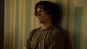 Amanda Lane - Tom Holland's first major TV series, The Crowded Room, is a twisty 70s  thriller | British GQ