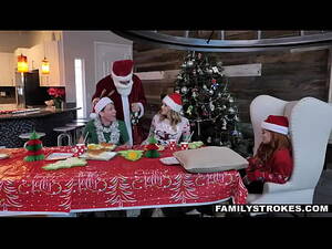 christmas femdom orgy - A Christmas Fam Orgy Goes Down After Presents During Dinner - FamilyStrokes  - XNXX.COM