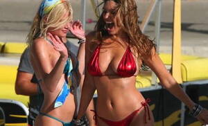 Kelly Brook Lesbian Porn - Boobs, Butts, Booze, and Blood. 'Piranha 3D' review | Deadly Movies