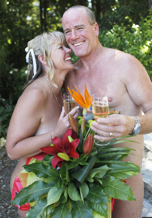 married nudist couples nude photo - Nude Wedding: New Zealand Couple Gets Married In The Buff (PHOTOS, NSFW) |  HuffPost