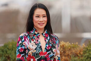 black drew barrymore nude - Lucy Liu snapped Drew Barrymore nude on Charlie's Angels set | Metro News