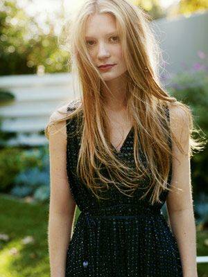 Alice Mia Wasikowska Porn - Mia Wasikowska Australian actress, studied ballet growing up, famously  known for her breakthrough role in Tim Burton's Alice in Wonderland as well  her main ...