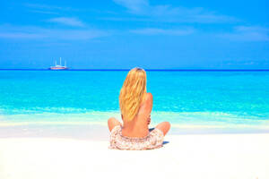caribbean nude beach voyeur - The Best Nude Beaches In The World