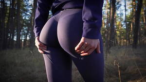 Amazing Yoga Porn - Latina Milf In Super Tight Yoga Pants Teasing Her Amazing Ass In The Forest  - XVIDEOS.COM