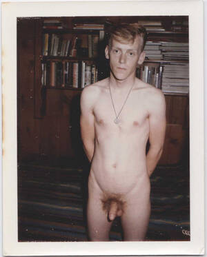 Gay Polaroid Porn - Male Nude with Necklace: Vintage Gay Polaroid â€“ Homobilia