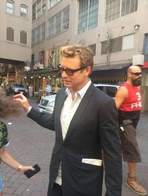 Mentalist Porn - Simon Baker filming The Mentalist, Season 6 Episode 3 - Orange Blossom Ice  Cream.