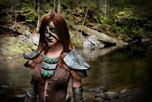 Cosplay Skyrim Dawnguard Porn - Aela may not be the dragonborn, but she's certainly something to shout  about! We'd love nothing more than to go on a hunt in the forest with April  dressed ...