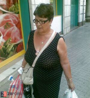 Candid Oldest Granny Porn - Candid matures and grannies - ZB Porn