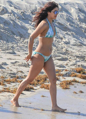 adriana lima sexy toon sex - HOT! Priyanka Chopra spotted in a SEXY bikini again : Bollywood News -  Bollywood Hungama