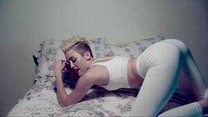 Miley Cyrus Fucked Anal - Miley Cyrus Appears on a Song Called \