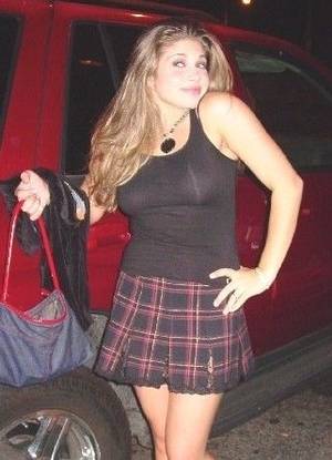 Danielle Fishel Sexy - Fishel's got a full, curvy, blown-out bod like no other! <