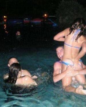 amateur teen pool party - Drunk amateur girls at a wild pool party Porn Pictures, XXX Photos, Sex  Images #3313430 - PICTOA