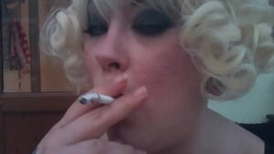Drifting And Smoking Porn - Chubby Slut Smoking A Eve Cigarette In Vintage Underwear - Fetish - XNXX.COM