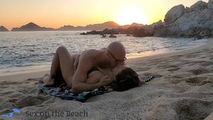Beach Sex Xvideos - Sex on the beach - XVIDEOS.COM