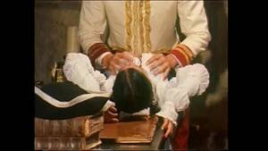 16th Century Maid Porn - Maid of an officer is groped and fucked on the desk - XVIDEOS.COM