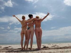 lady gaga naked in beach - Lady Gaga Beach Porn Pics and XXX Videos - AnaCams.com