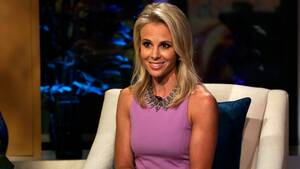 Elisabeth Hasselbeck Porn Lookalike - Elisabeth Hasselbeck Returns to 'Fox & Friends,' Reveals Cancer Scare â€“ The  Hollywood Reporter
