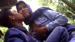 Malay Mature Sex - Horny Malaysian mom gets hot sex - Porn300.com