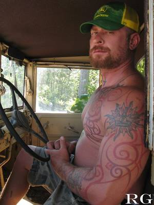Joel David Moore Gay Porn - Tattoo Trucker Bear