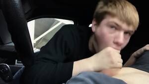 Gay Gets Blowjob In Car - Sweet Blowjob In Car - EPORNER