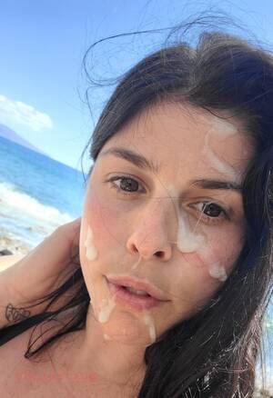 Beach Facial - My first outdoor facial. On da beach â›±ï¸ : r/amateurcumsluts
