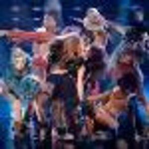 lesbian xxx miley cyrus - Miley Cyrus Kisses a Girl?