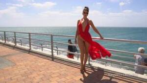 beach exhibitionist red - exhibitionist beach Movies
