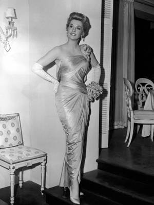 Donna Douglas Porn Captions - RIP: Donna Douglas Pictured here in the 1960 Vincente Minnelli musical,  â€œBells Are Ringing,â€