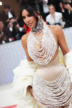 Celebrity Sex Tapes Kim Kardashian - However It Got Out, Does Anyone Have the Right to Judge Kim Kardashian for  Her Sex Tape? | Vogue