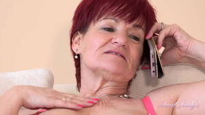 Linda British Porn - Big Tit British GILF Mrs. Linda gets herself off on the phone - XNXX.COM