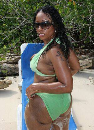 ebony beach clit - Black Swimsuitporn photos Page #1