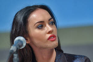 megan fox fucking a lesbian - MEGAN FOX IS A MAN! - Weekly World News
