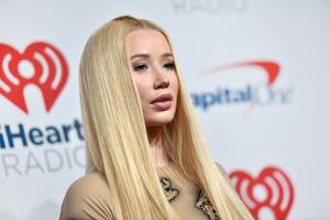 2016 Iggy Azalea Nude - Iggy Azalea deletes social media accounts following leaked nude photos â€“  New York Daily News