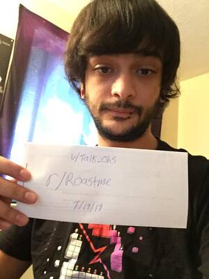 Justin Bieber Gay Porn Dildo - 24 years old. Plays video games in all my spare time. Left handed. Let me  have it. : r/RoastMe