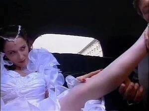 Dad Fucks Bride - Watch Father fucks bride daughter on way to her wedding - Bride, Father And  Daughter, Babe Porn - SpankBang