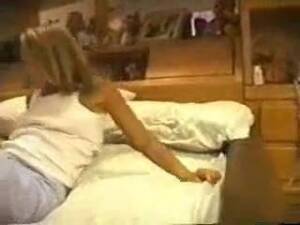 Medical Porn Enema Temperature Taking - Medical: She needs to take rectal temperature - ThisVid.com