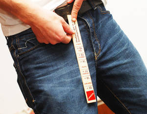 naturist beach erections and girls - The average penis measures 3-4 inches from tip to base