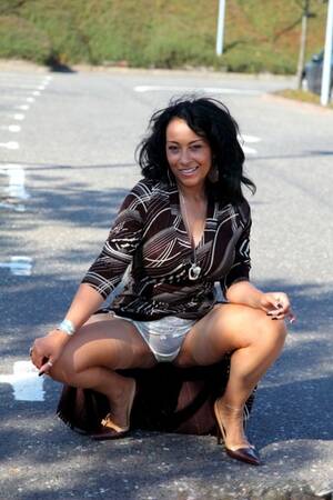 black lady upskirt public - Black Upskirt In Public Porn & Nude Pics - PhatBlackBooty.com