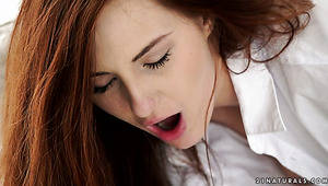 Beauty Sex Porn - ... Russian beauty Irina Pavlova pleases her buddy with anal sex