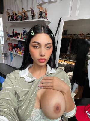 asian latina sluts - Anyone need an Asian/latina slut for the weekend?â˜ºï¸ 19f