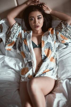 Asian Sleeping Panty Porn - Page 38 | Asian Women In Underwear Images - Free Download on Freepik