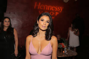 Diane Guerrero Nude Sex Porn - Diane Guerrero's Most Kissable Moments [Photos]